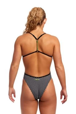 Funkita Damen Badeanzug Star Studded Twisted -Schwimmausrüstung Funkita Damen Badeanzug Serial Texter Twisted 852 03